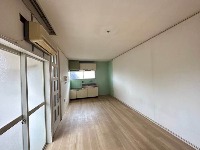 物件内観写真14　(居室)