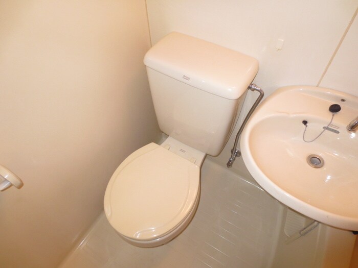 物件内観写真6　(トイレ)