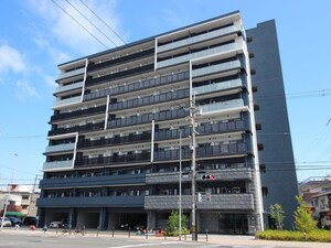 ﾌﾟﾚｻﾝｽ新大阪ｲｵﾘｱ(0719)外観写真
