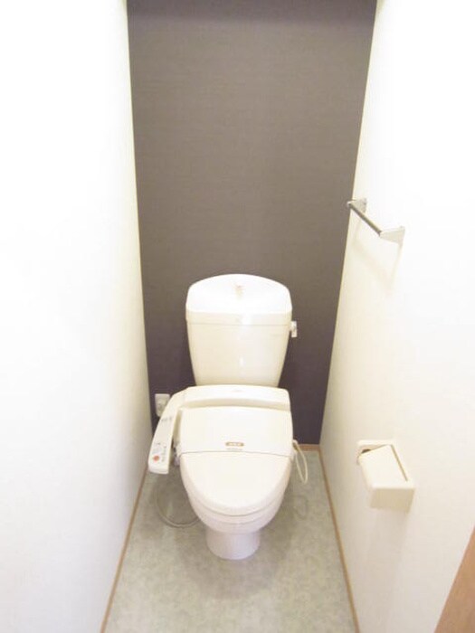 物件内観写真17　(トイレ)