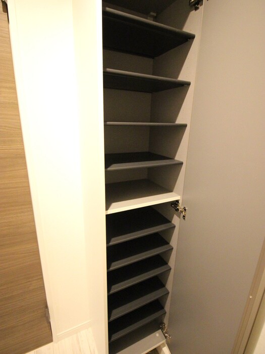 物件内観写真19　(靴箱)