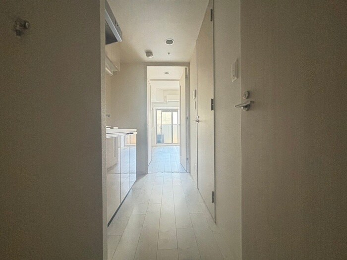 物件内観写真17　(廊下)