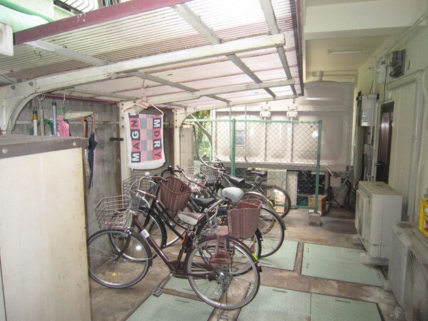 駐輪場