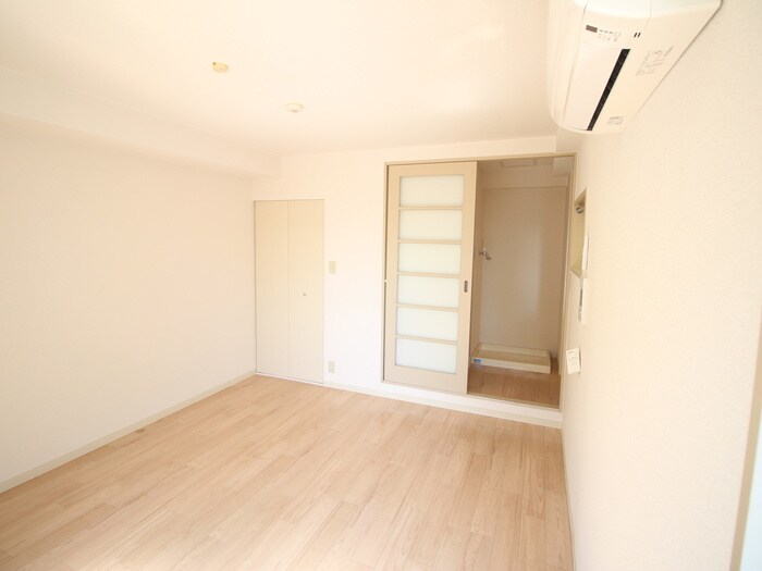 物件内観写真13　(居室)