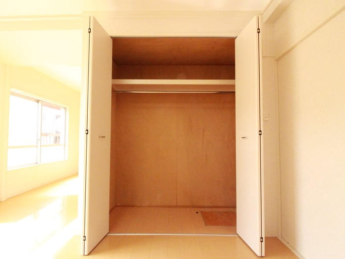 物件内観写真12　(収納)