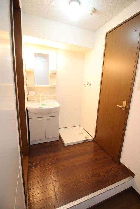 物件内観写真11　(洗面)