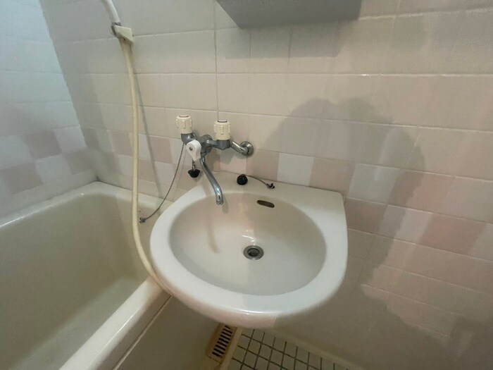 物件内観写真12　(洗面)