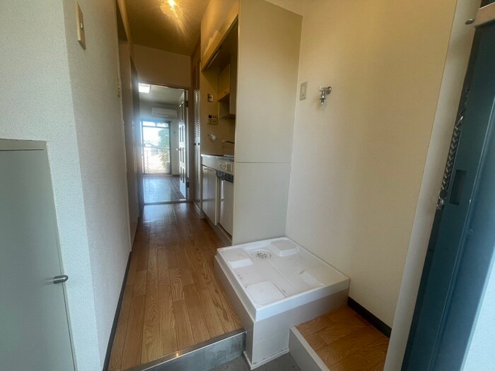 物件内観写真14　(廊下)