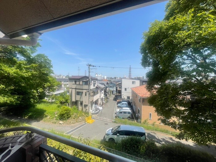 物件内観写真22　(室内からの展望)