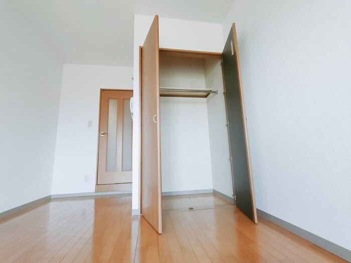 物件内観写真11　(収納)