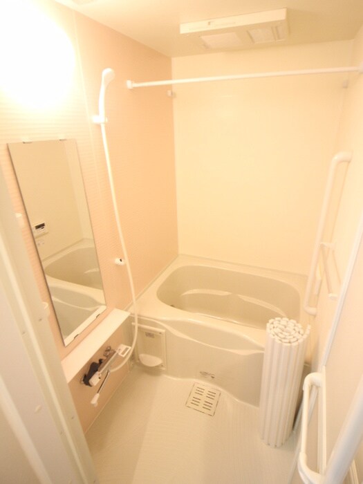 物件内観写真12　(バス／シャワールーム等)