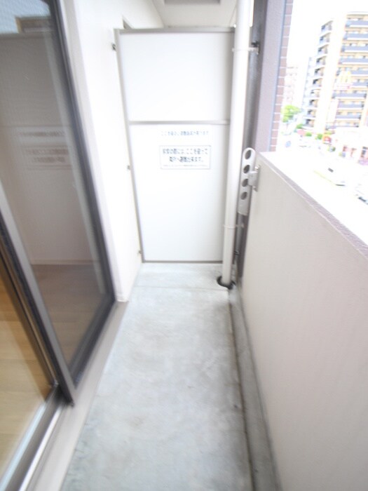 物件内観写真16　(ベランダ・バルコニー)