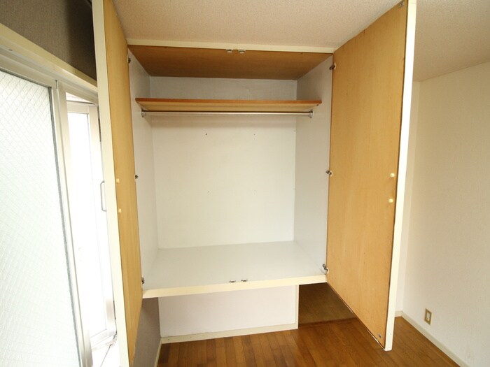 物件内観写真13　(収納)