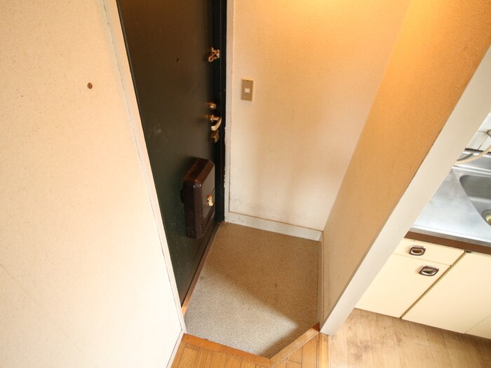物件内観写真15　(玄関)