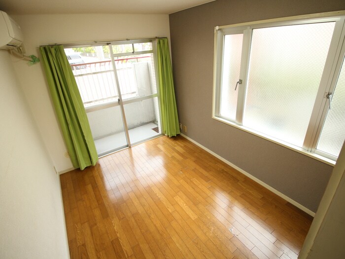 物件内観写真17　(居室)