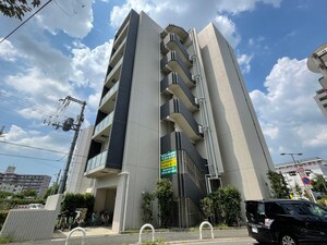 トリニティコート新金岡外観写真