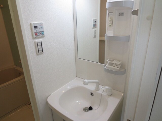 物件内観写真12　(洗面)