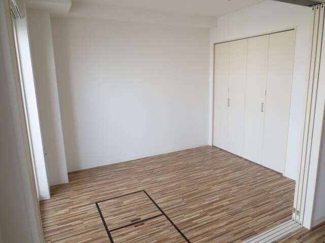 物件内観写真13　(居室)