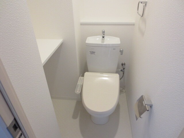 物件内観写真13　(トイレ)