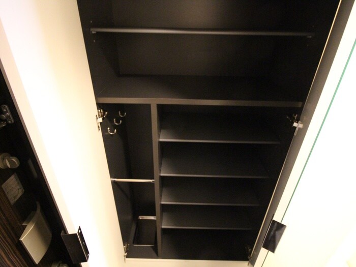 物件内観写真17　(靴箱)