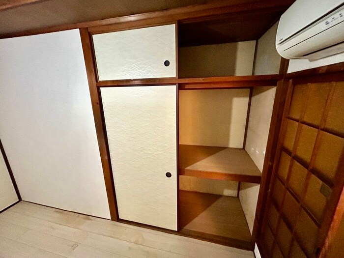 物件内観写真6　(収納)