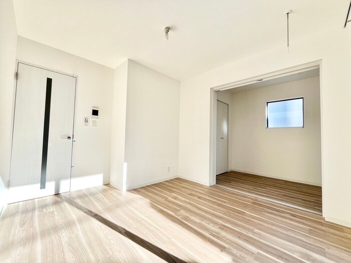 物件内観写真13　(居室)