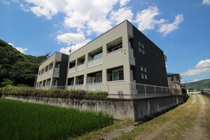 ルミエール　エイメイ外観写真