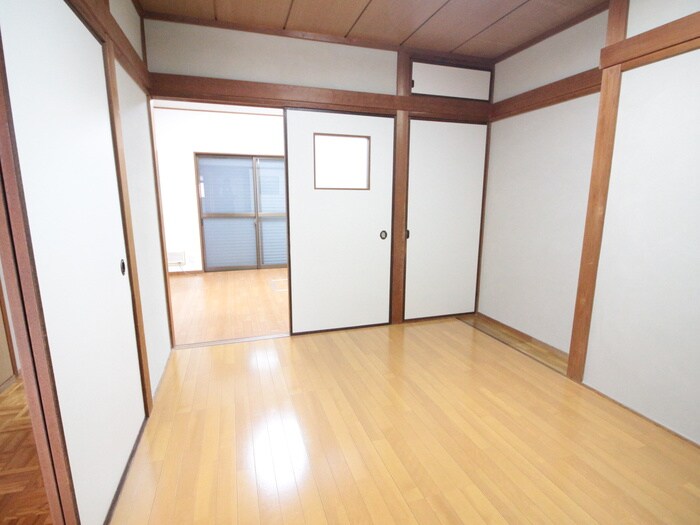 物件内観写真12　(居室)