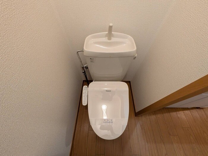 物件内観写真11　(トイレ)