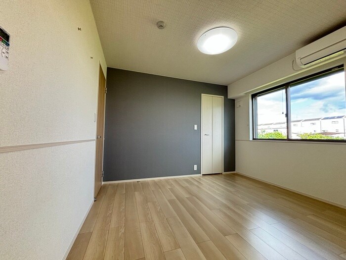 物件内観写真10　(居室)