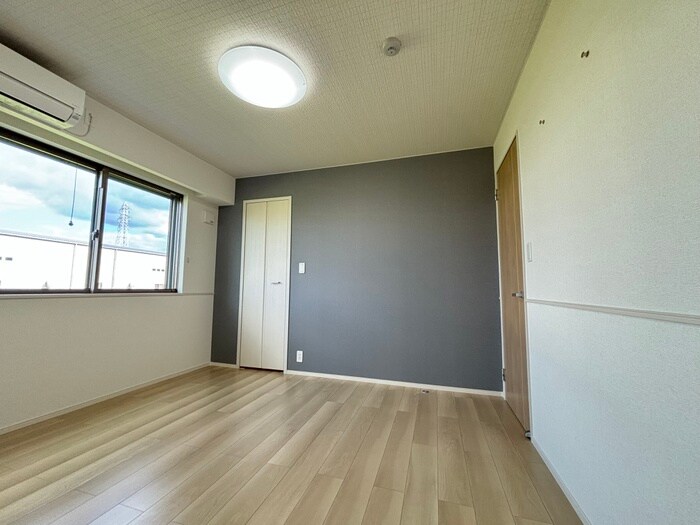 物件内観写真10　(居室)