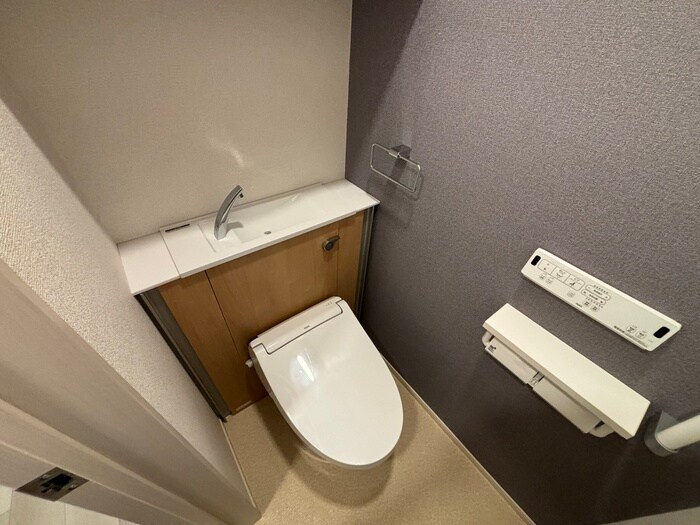 物件内観写真16　(トイレ)