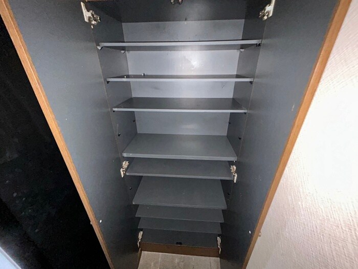 物件内観写真15　(靴箱)