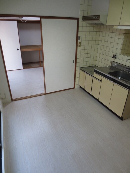 物件内観写真7　(居室)