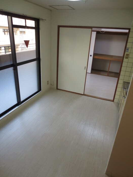 物件内観写真13　(居室)