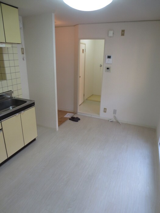 物件内観写真19　(居室)