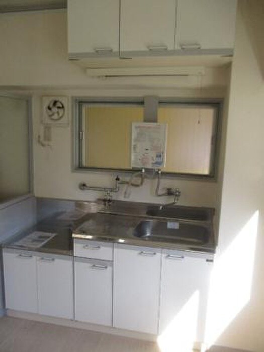 物件内観写真10　(キッチン)