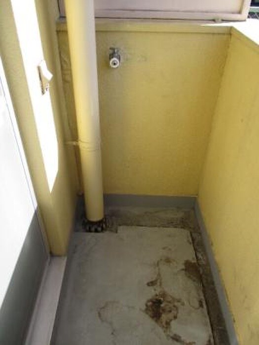 物件内観写真17　(洗濯機置場)