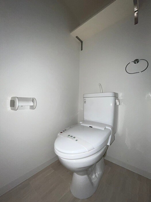 物件内観写真12　(トイレ)