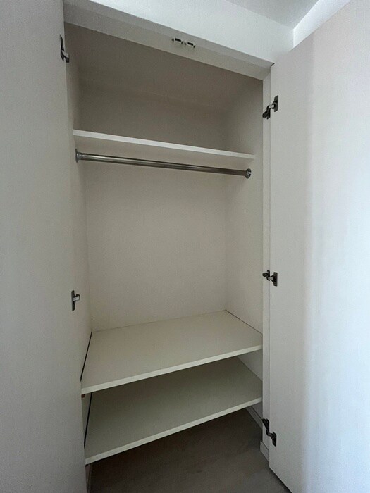 物件内観写真15　(収納)