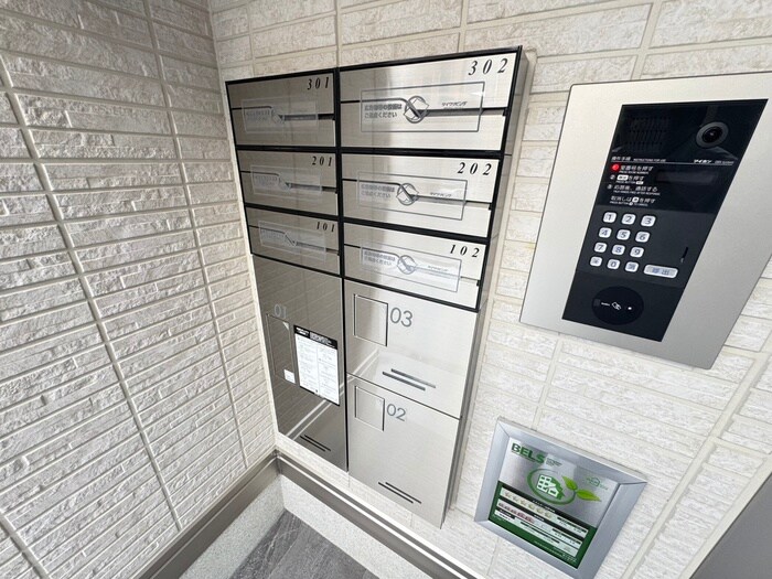 物件外観写真4　(建物設備)