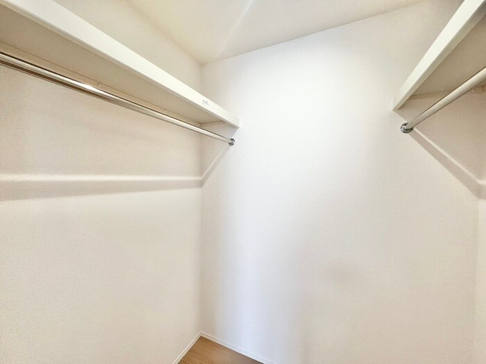 物件内観写真14　(収納)