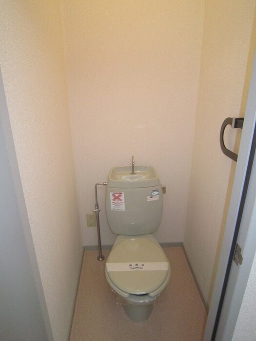 物件内観写真11　(トイレ)