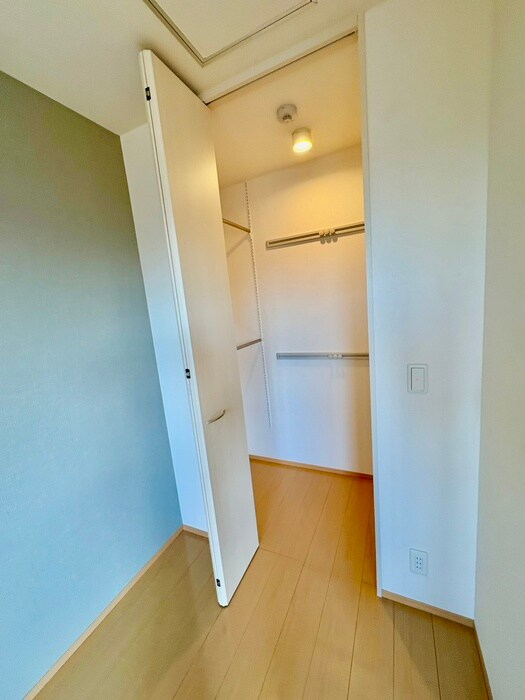 物件内観写真11　(収納)