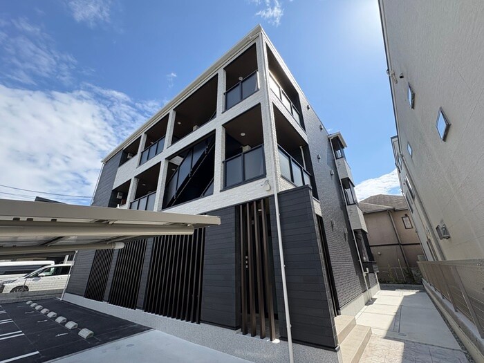 物件外観写真1　(外観写真)