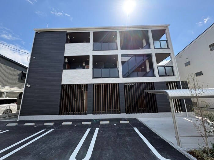 物件外観写真2　(外観写真)