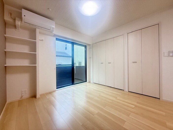 物件内観写真10　(居室)