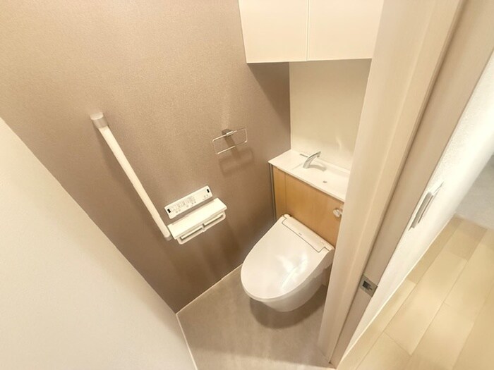 物件内観写真15　(トイレ)