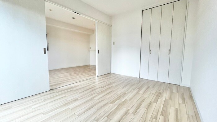 物件内観写真8　(居室)