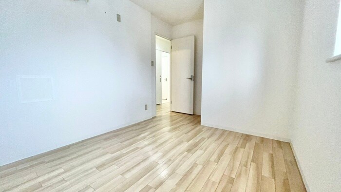 物件内観写真9　(居室)